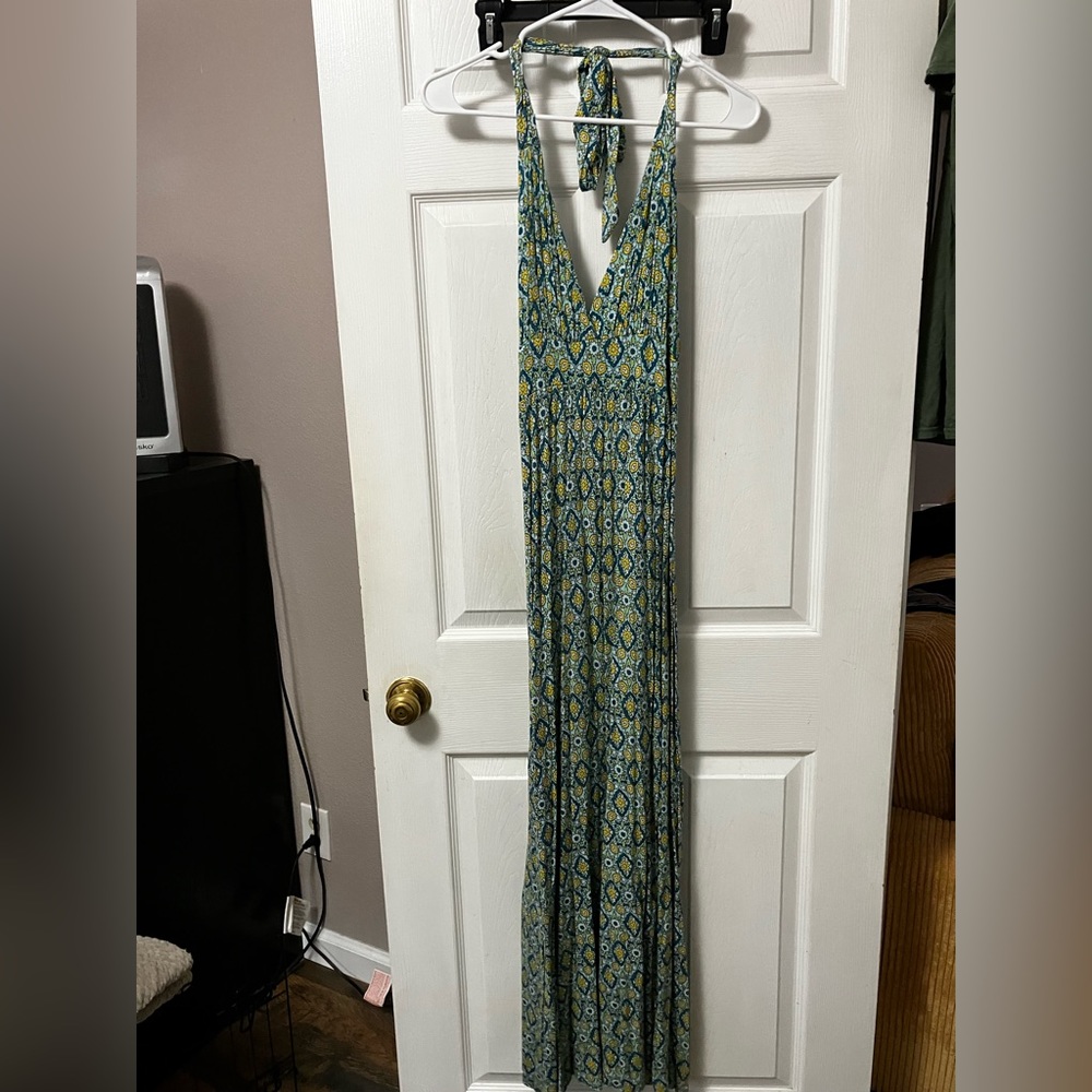 Maxi 70’s floral print halter backless dress